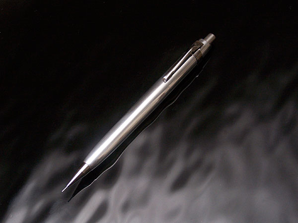 [pentelaluminum01.jpg]