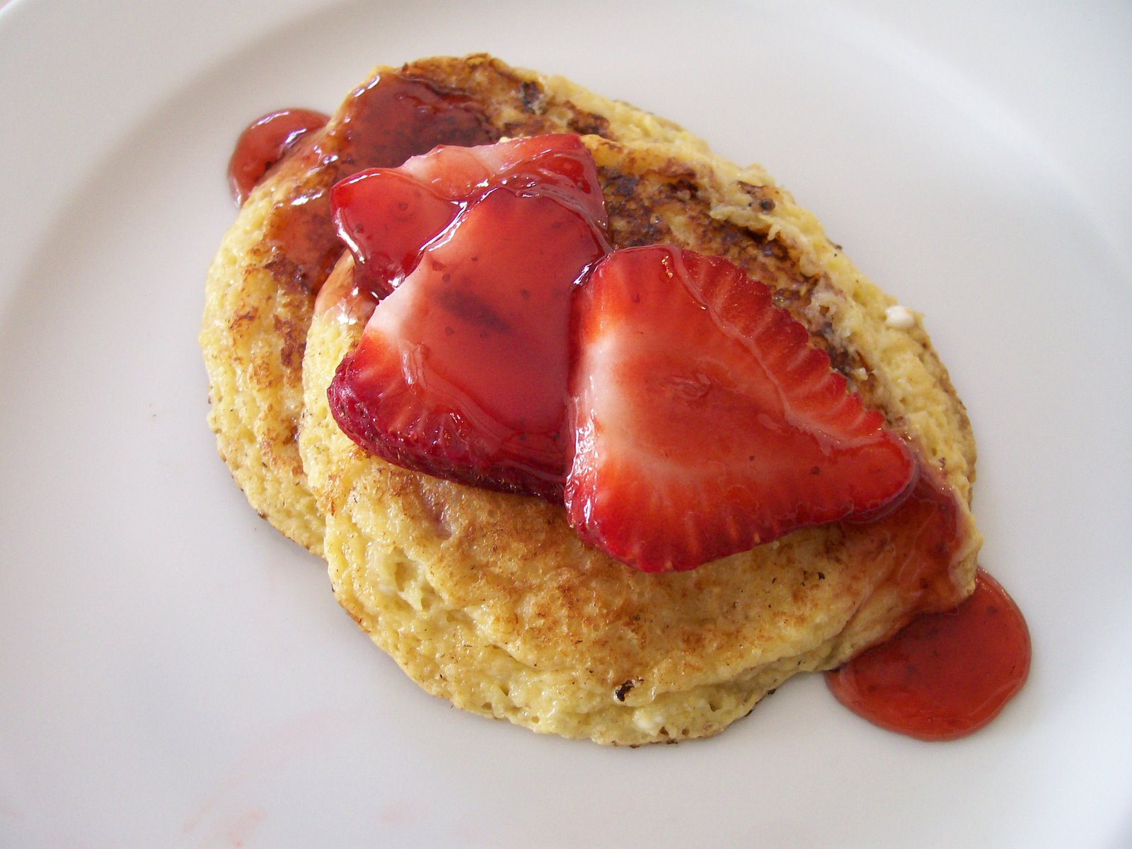 [Shellys+Strawberry+Cheesecake+Pancakes.JPG]