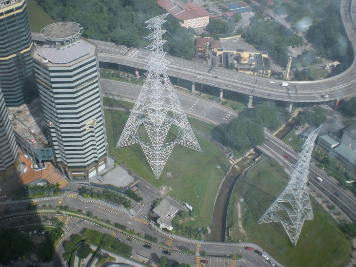 Dari tempat jamuan