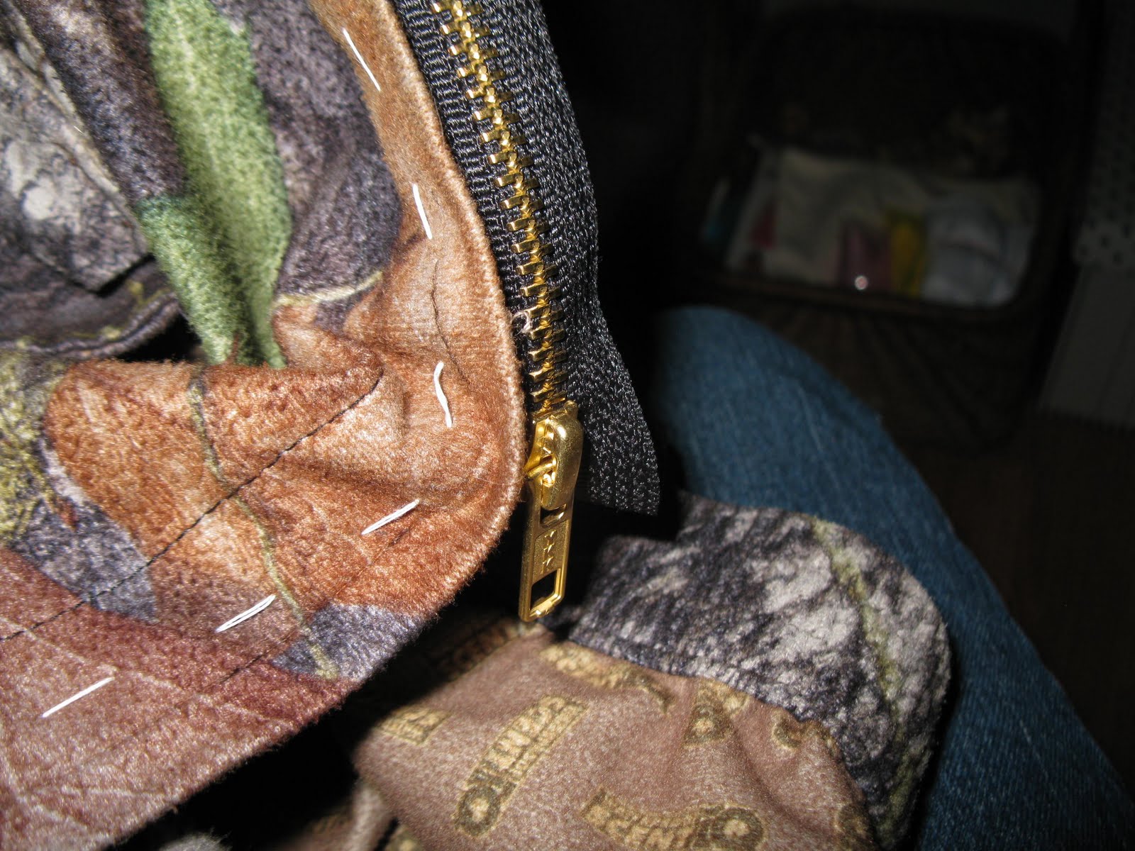 Simply Homemaking Replacing a Zipper in a coat/jacket