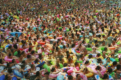 crazy packed china swimming pool