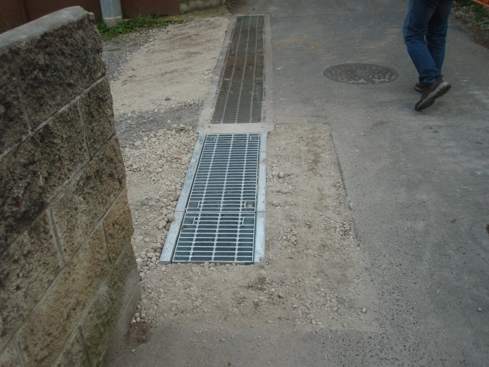 [PA040096.JPG]