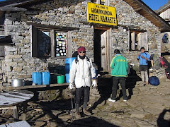 Langtang Gosainkunda Trek 2nd-17th Nov 2010