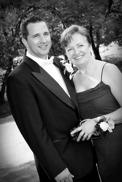 mom and groom