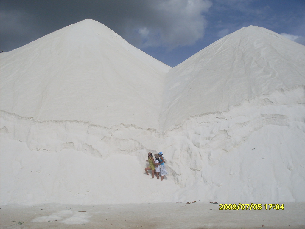 LA GUAJIRA BELLA Y EXOTICA PIRAMIDES DE SAL