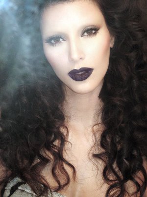 Kardashian Wear Hair Extensions on Kim Kardashian Goth Look Jpg