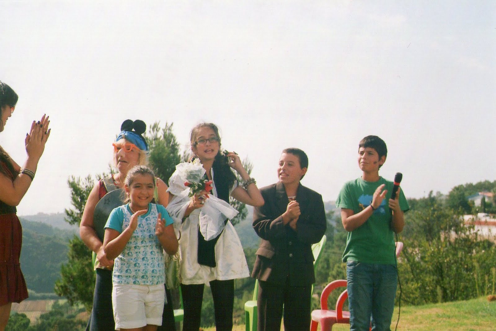 [img012.jpg]