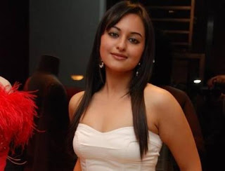 Sonakshi Sinha Bollywood Actress hot and sexy photo gallery