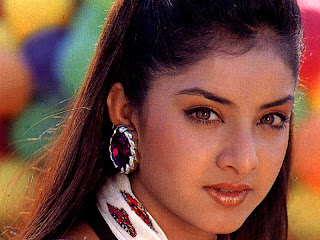 Divya bharti hot and sexy picture, wallpapers and photos