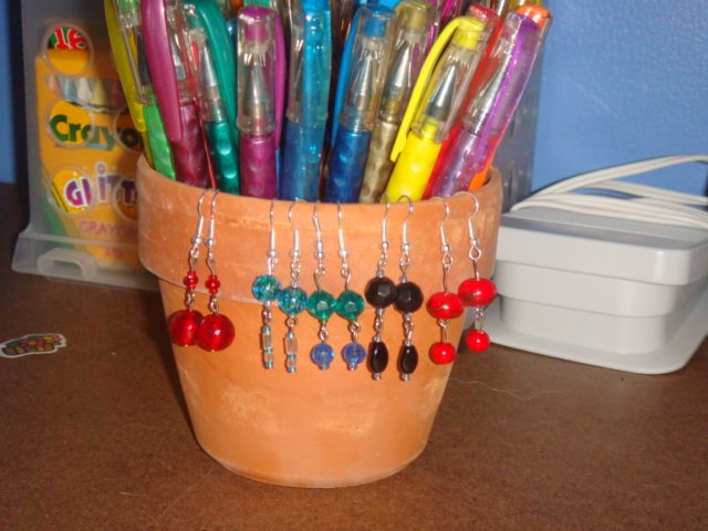 [earrings+001.JPG]