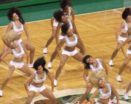 [boston-celtics-dancers-9.jpg]