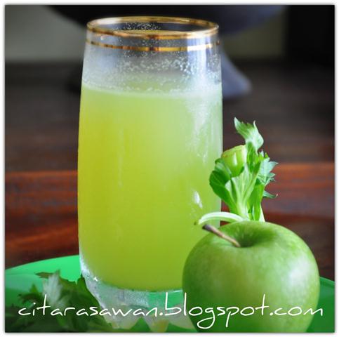Jus Apple Celery / Apple Celery Juice, minuman campuran buah apple Dialog Bahasa Inggris 5 Orang Tentang Giving And Asking Information Jus Apple Celery / Apple Celery Juice, minuman campuran buah apple Dialog Bahasa Inggris 5 Orang Tentang Giving And Asking Information