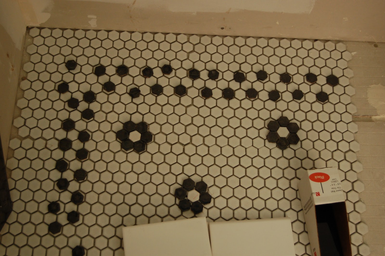 Hexagon+tile+patterns+for+floors