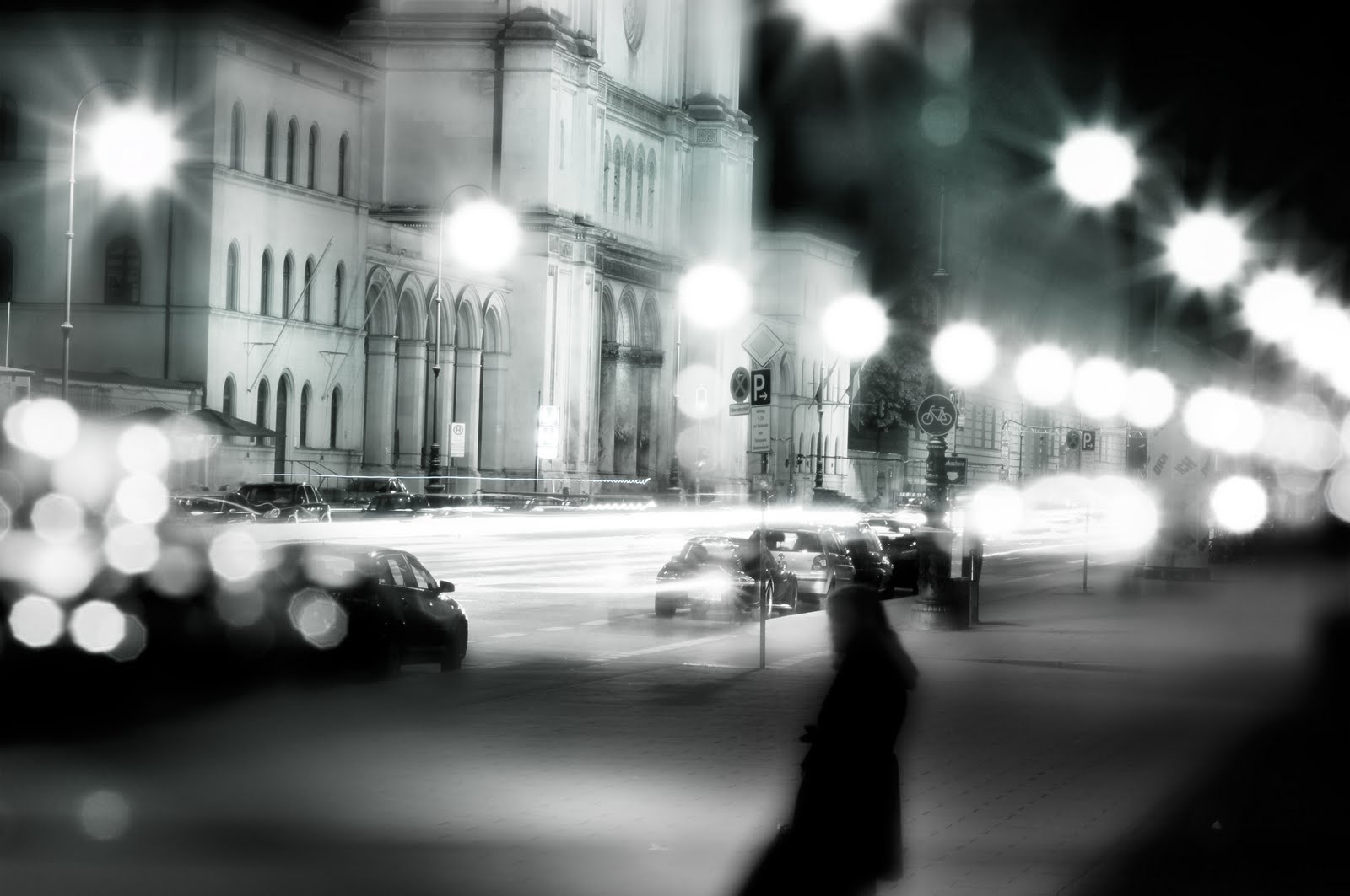 http://4.bp.blogspot.com/_yMx0hi88JMQ/TIQrjJFZKtI/AAAAAAAAAHA/xSL2WI4S45A/s1600/Blurred+Vision.jpg