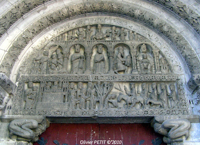 POMPIERRE (88) - Le portail roman de l'église paroissiale Saint-Martin