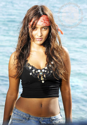 Indian Model And Actress, Neha Sharma Biography 4
