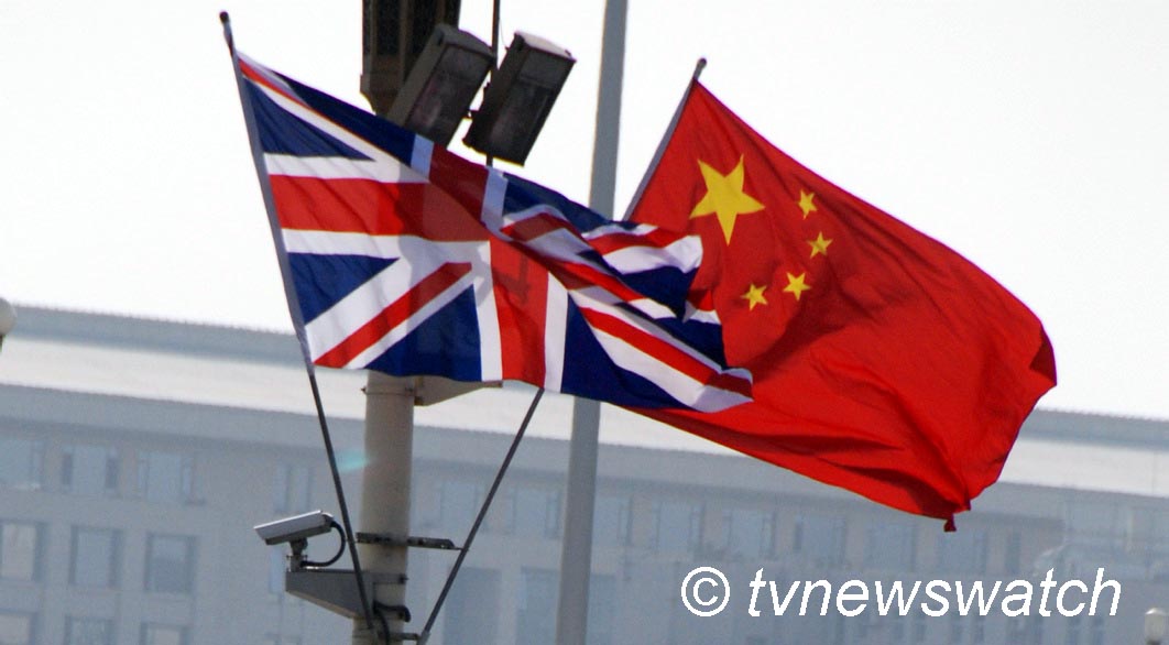 http://4.bp.blogspot.com/_yNUEUpiUj0A/TNlNYsrqyEI/AAAAAAAAIOg/KSLzsNF0jHo/s1600/UK-China_Flags-tvnw.jpg