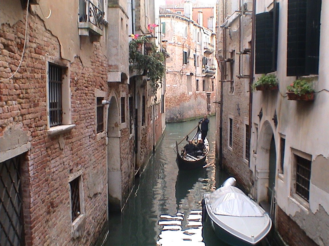 [Venice+(73).JPG]