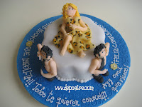 mujeres pechugonas dormidas