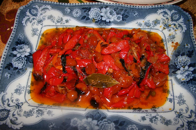 Red, yellow pepper, capers, green pickled peppercorns, pepperonata