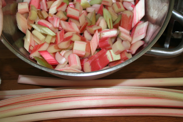 Rhubarb for the Eton Mess