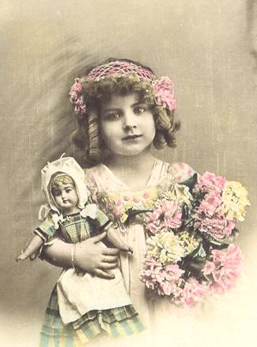 [1910roses_doll.jpg]