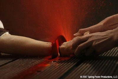 cabin_fever2_splatter_image_preview_immagine_blood_handcut