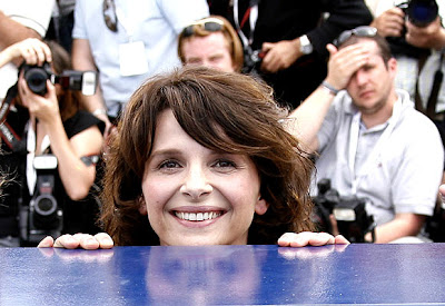 http://4.bp.blogspot.com/_ySCIT3KO9Zc/RlamHxikViI/AAAAAAAAF-I/Lix8tTLzJBM/s400/Juliette+Binoche.jpg