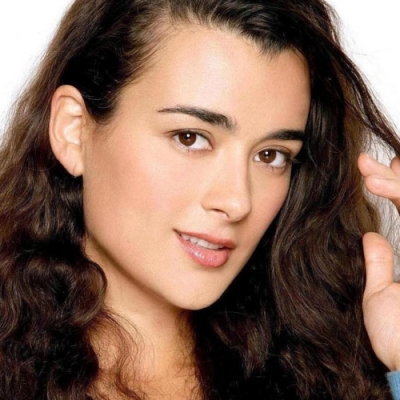 cote de pablo was born in santiago chile but was raised in miami cote