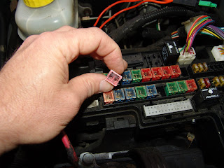 2001 Dodge Durango, ASD Relay Fuse Blows 1983 dodge ram radio wiring diagram 