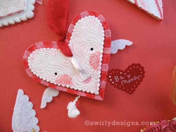 [Swirly_Designs_Valentine_ornament_3.jpg]