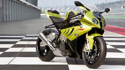 a las mejores motos.