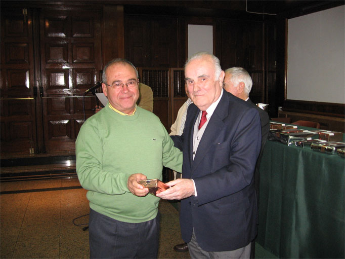 [ENTREGA-PREMIO-2009-004.jpg]