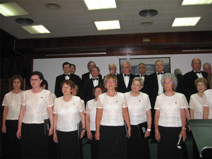 [PREMIO-2009-012.jpg]