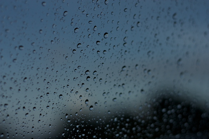 [rain_on_the_window.jpg]