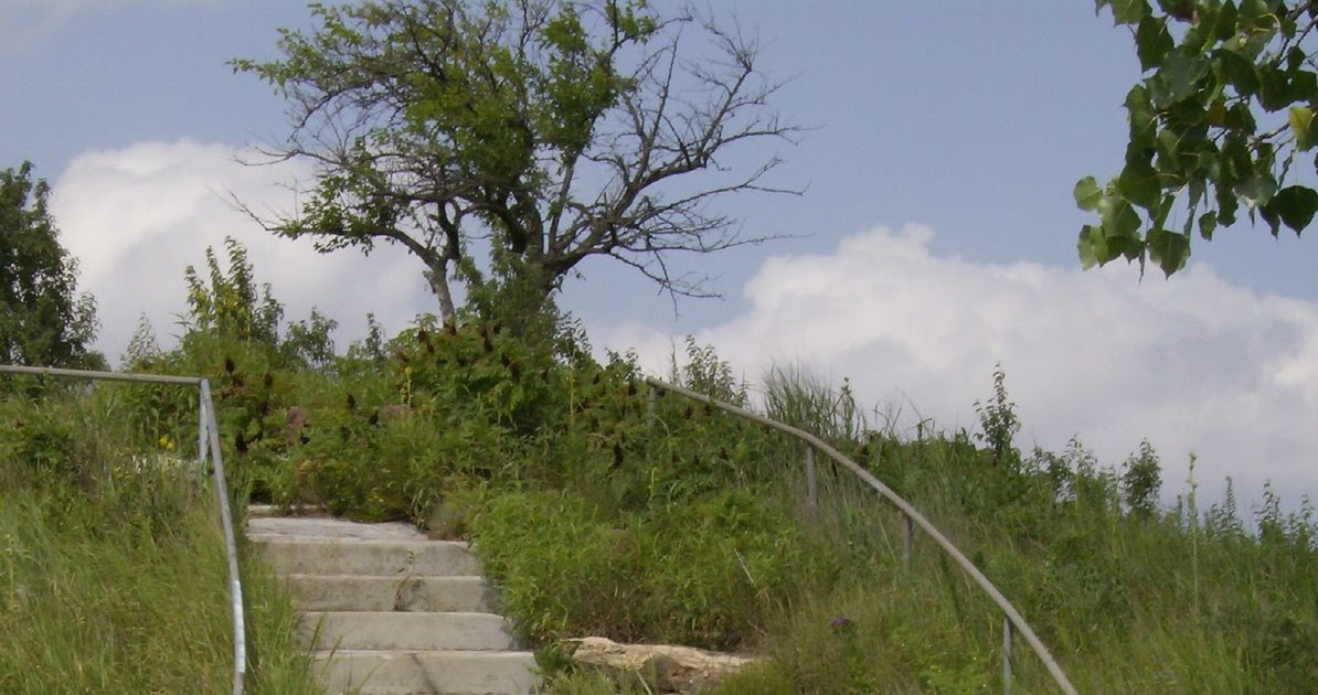 At Resonance Frequency Mound