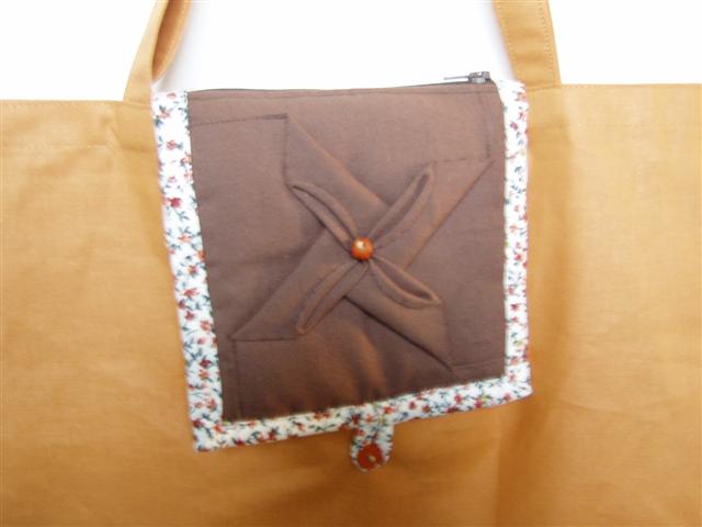 [P9290103+(Small).JPG]