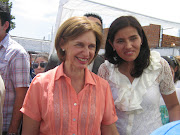 Sra. Senadora Beatriz Rojkes de Alperovich junto a Patricia Lizarraga de Orellana