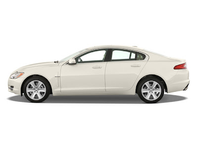 2010 Jaguar XF side view