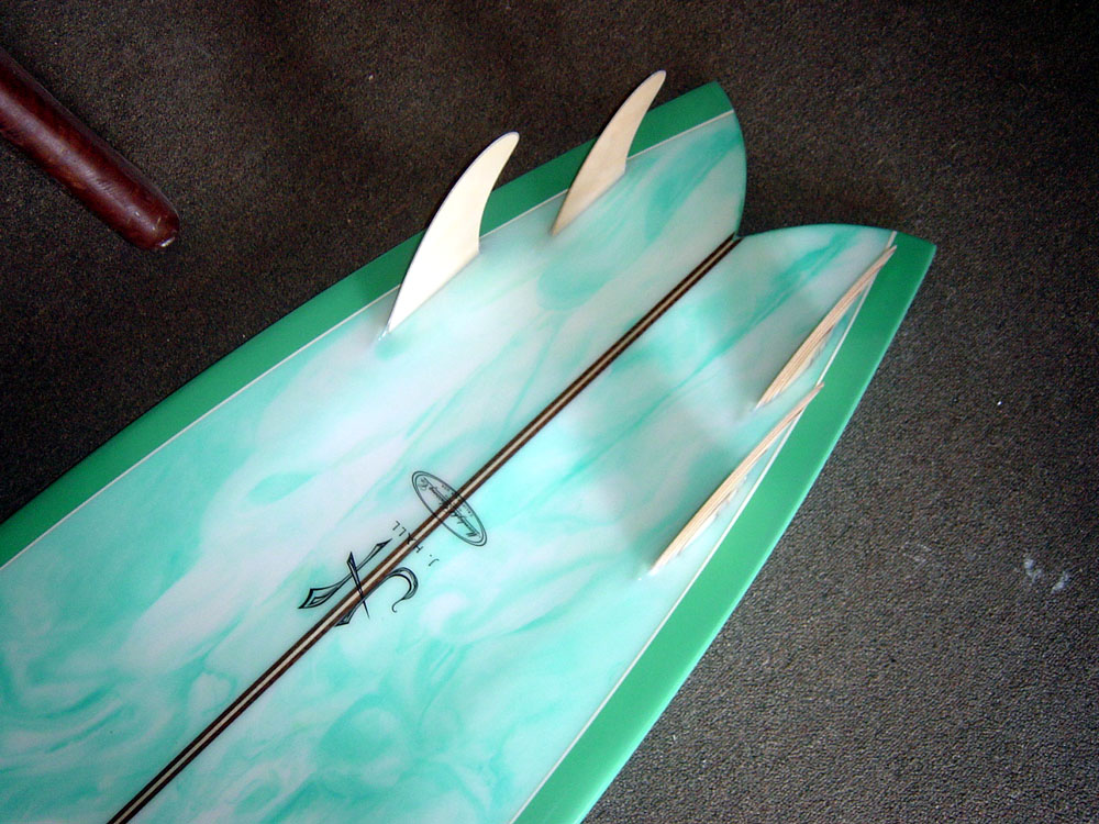 [j_hall_fins.jpg]