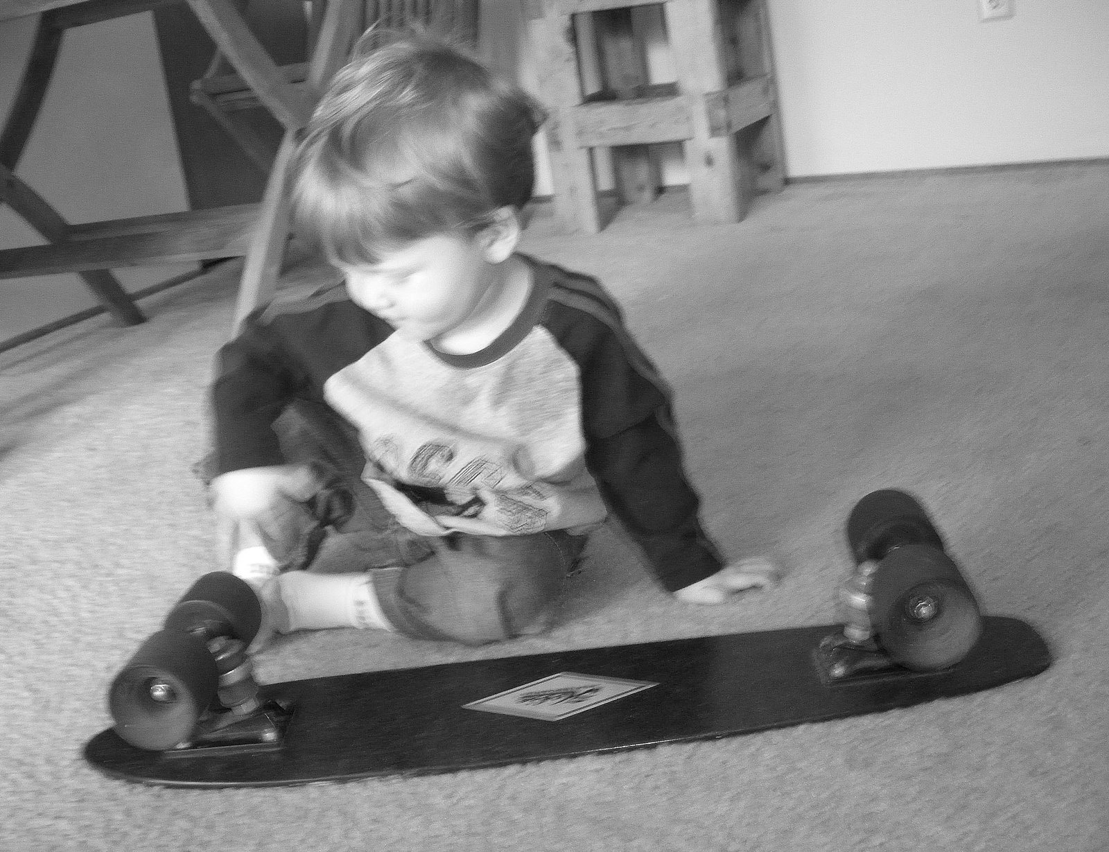 [JM_skate_bw.jpg]