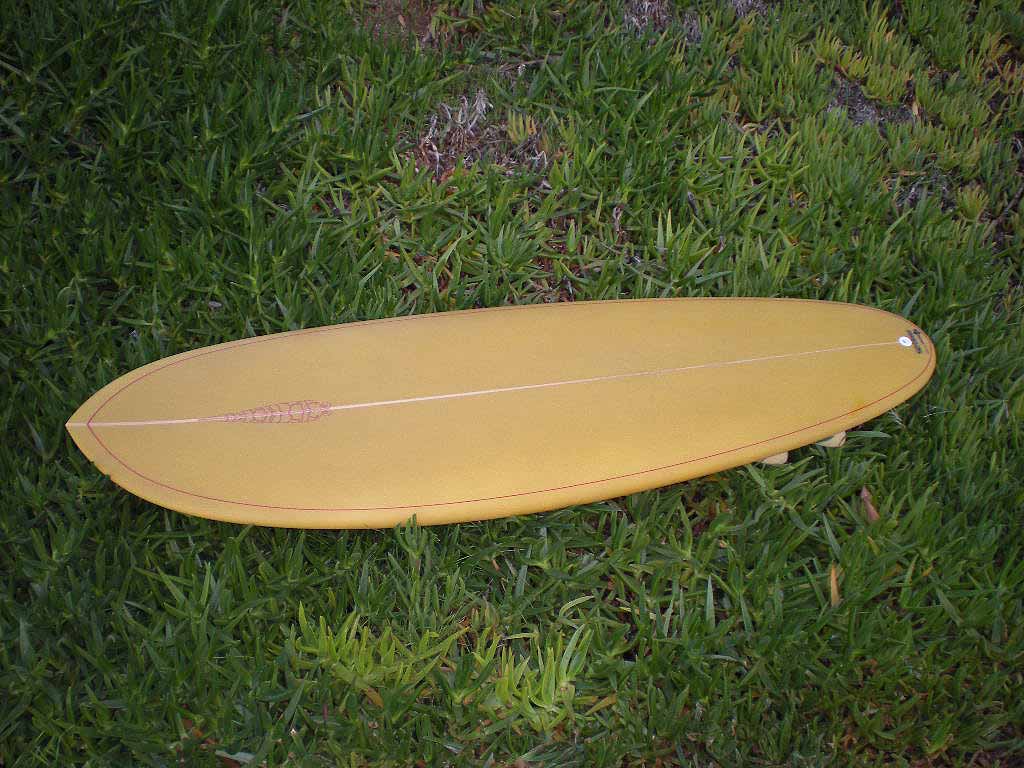 [mandala_5_fin_stubbie_deck.jpg]