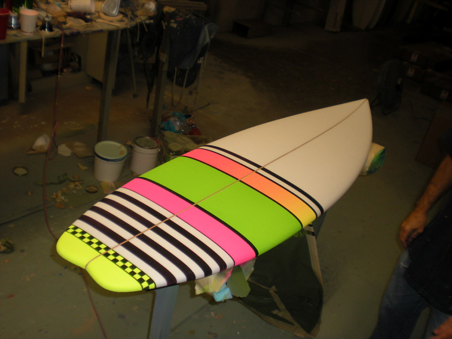 [dayglo_1.jpg]