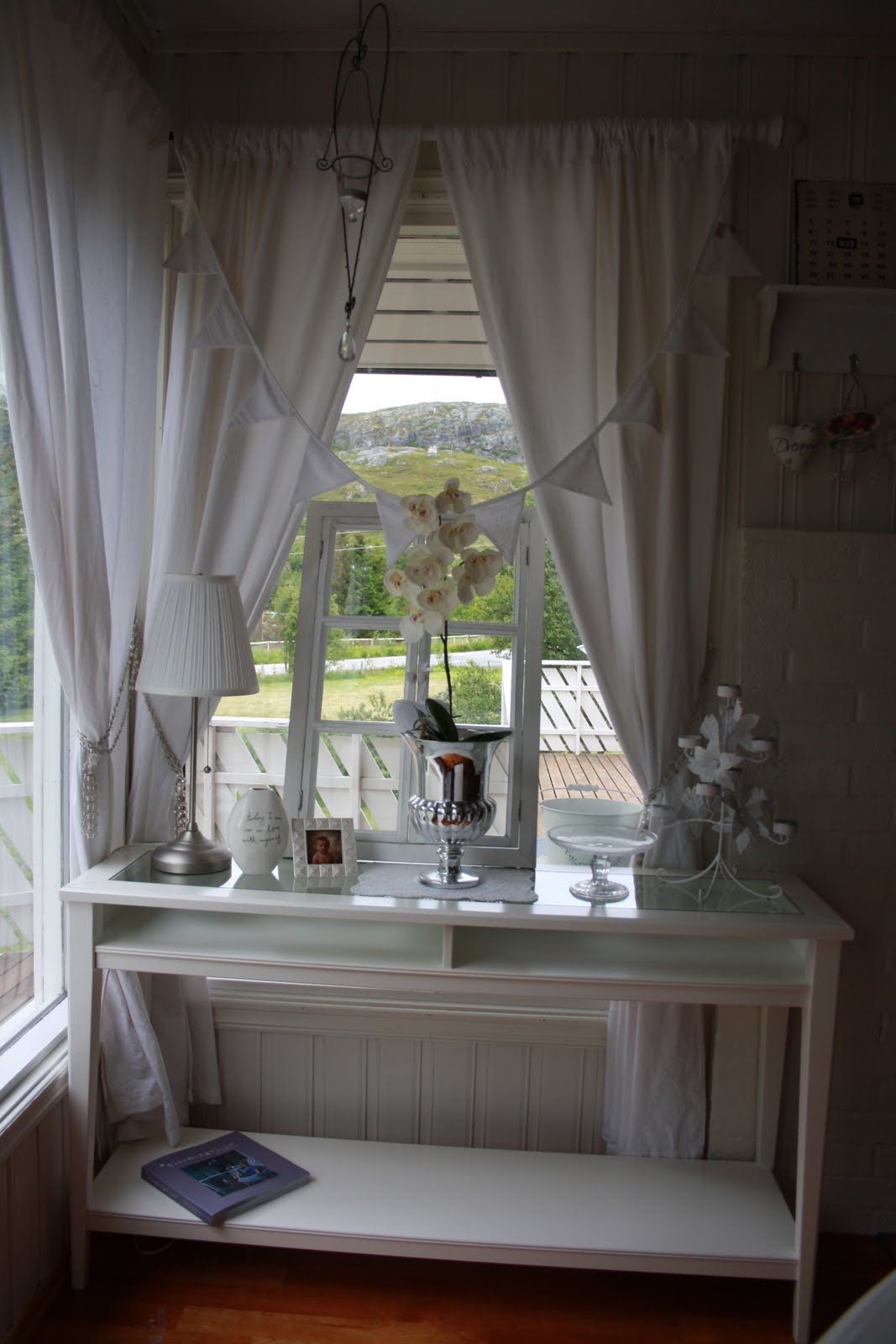 Elisabeth`s hus u2665 u2665 Liatorp avlastningsbord u2665 Elisabeth`s hus u2665 u2665 Liatorp avlastningsbord u2665