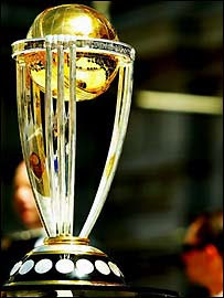 http://4.bp.blogspot.com/_yqqceaP4wog/S0gmXMid06I/AAAAAAAACYY/cmaW3-UqdMQ/s400/world-cup-2011-trophy.jpg