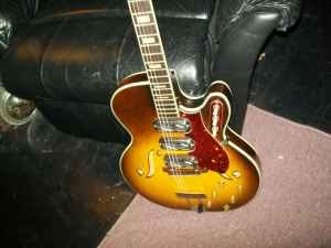 Craigslist Vintage Guitar Hunt: ALERT - 1957 Silvertone ...