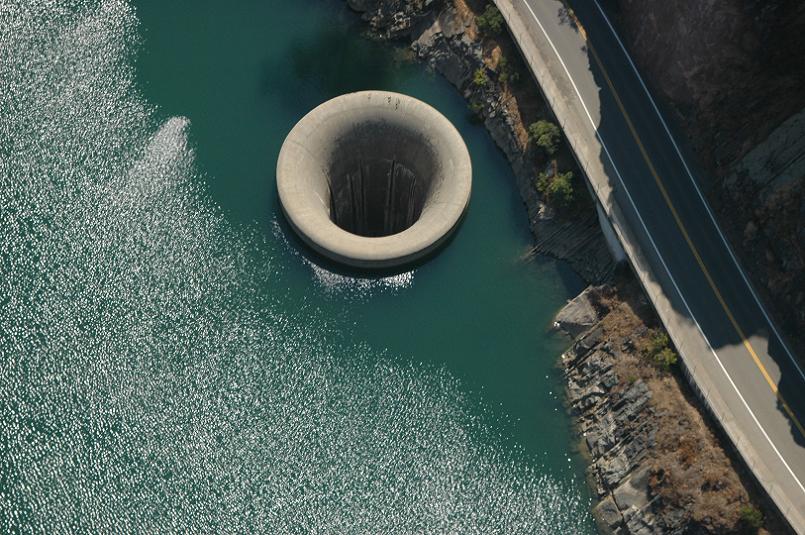 EARTH There’s a Giant Hole in this Dam Water! [BellMouth Spillways]
