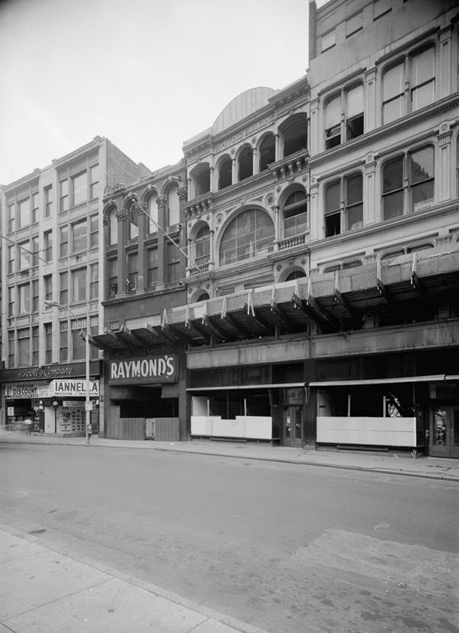 [RaymondsDem.1967.jpeg]