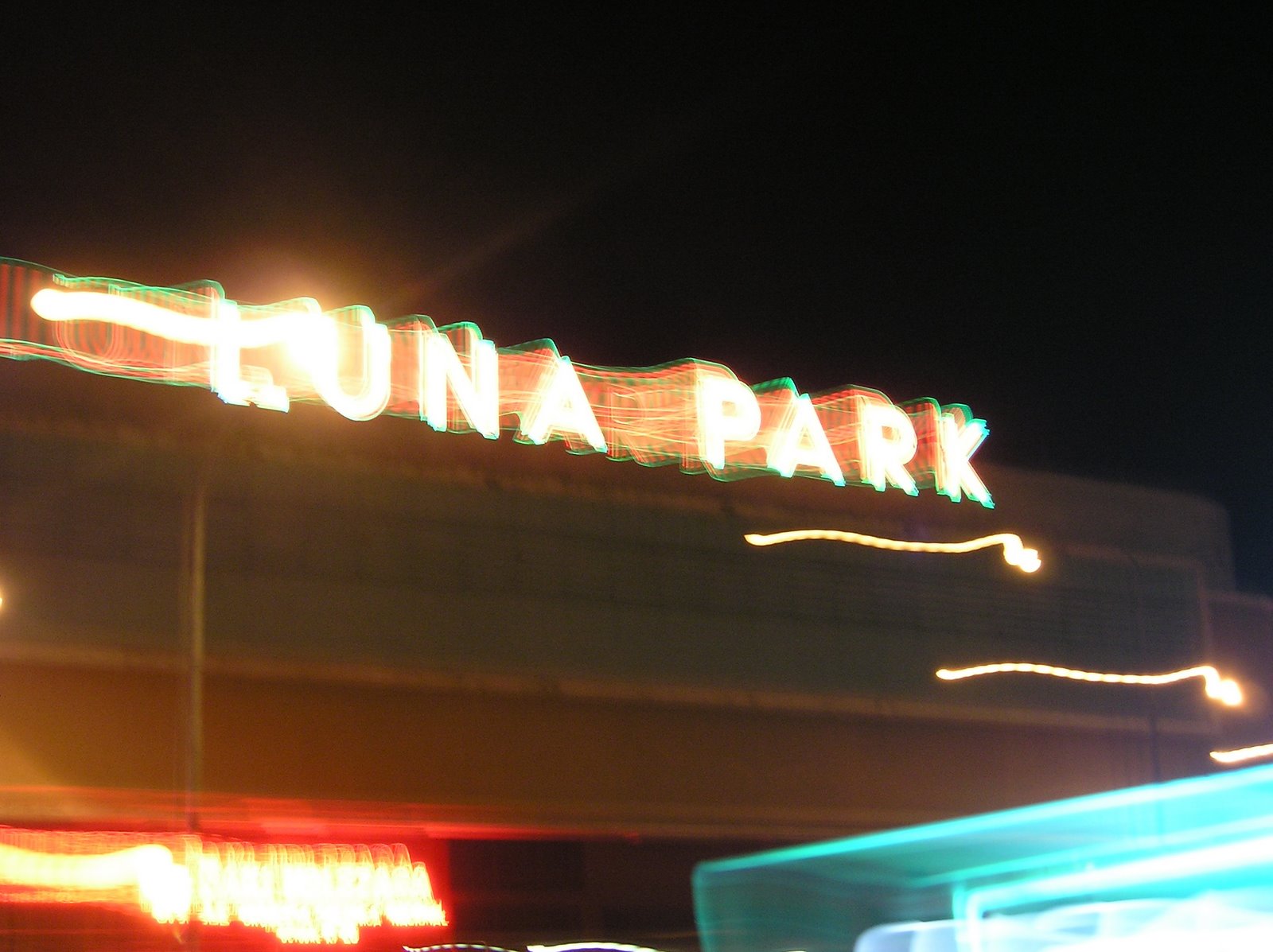 [Luna+Park+(by+Nico).JPG]