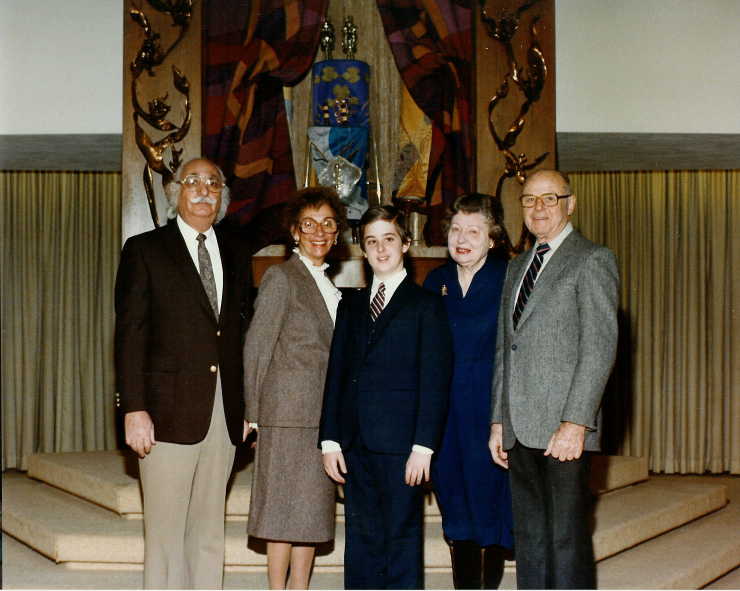 [BarMitzvah-02061982-withgrandparents.jpg]